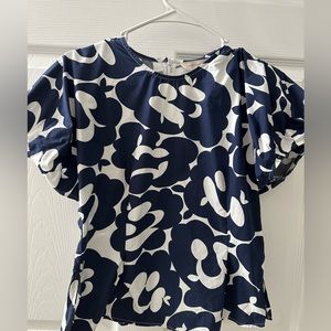 ANTHROPOLOGIE Mignon Doo navy and white top. size small